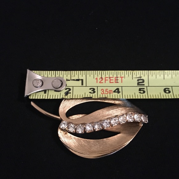 Vintage Gold Tone and CZ Diamond Brooch Pin - Picture 5 of 6